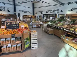 511-biocoop-coustellet-culture-bio-magasin-fruit-legume-saison.webp