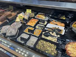 511-biocoop-coustellet-culture-bio-magasin-salade-crudite-plat-prepare-traiteur.webp
